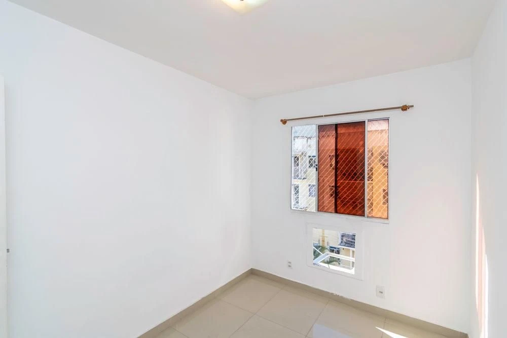Apartamento de 2 quartos em condomínio com piscina — photo 22