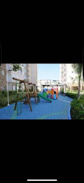 Apartamento amueblado de 2 habitaciones con balcón — photo 25
