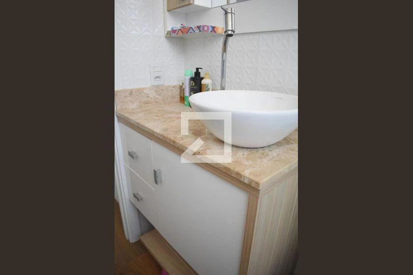 2-bedroom apartment with a washing machine in Curitiba — photo 24