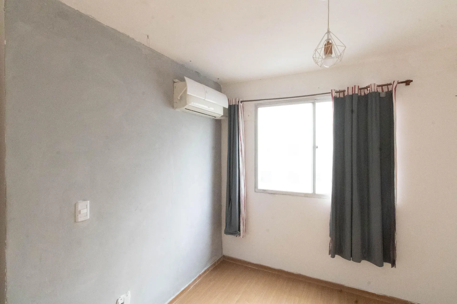 2-bedroom apartment in a building with a pool — photo 28