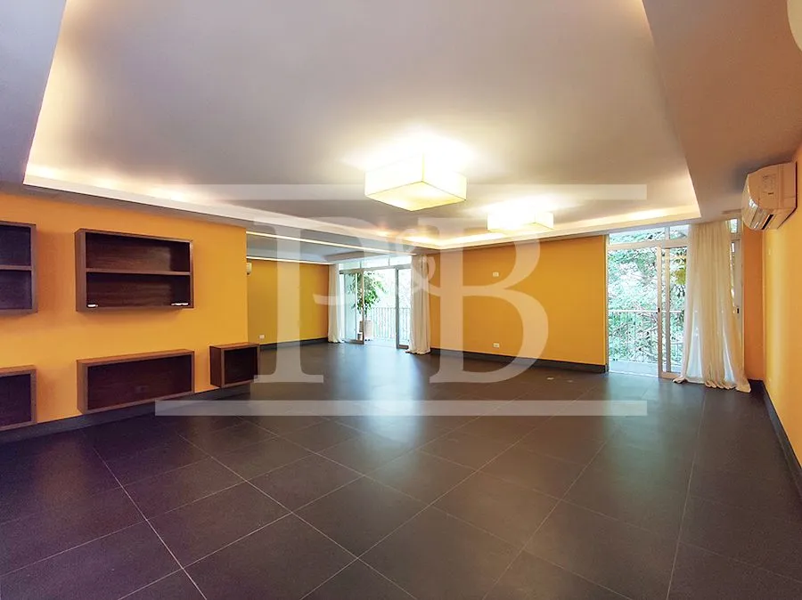 Penthouse with 4 bedrooms and 4 baths, 539 m² — photo 12