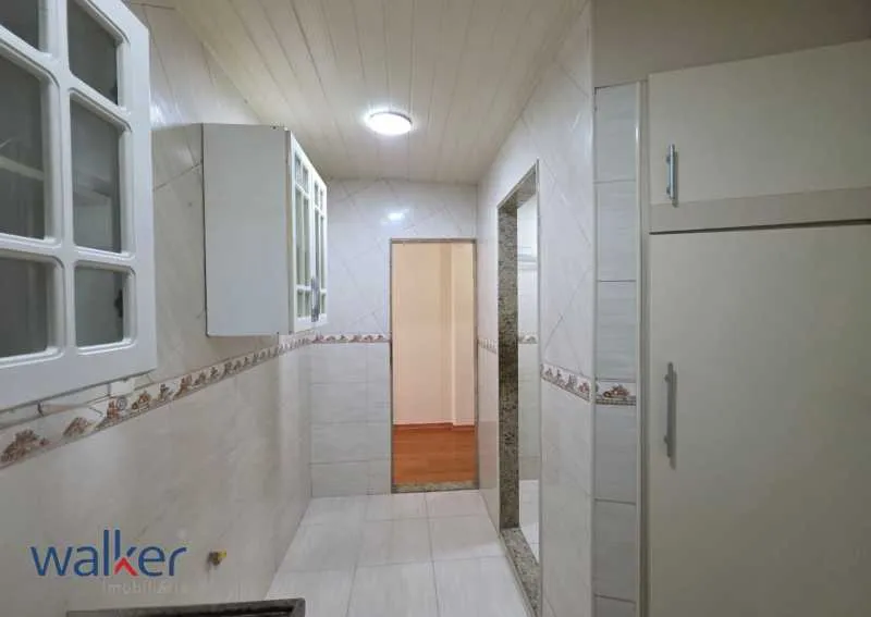 One-bedroom apartment with a washing machine — photo 14