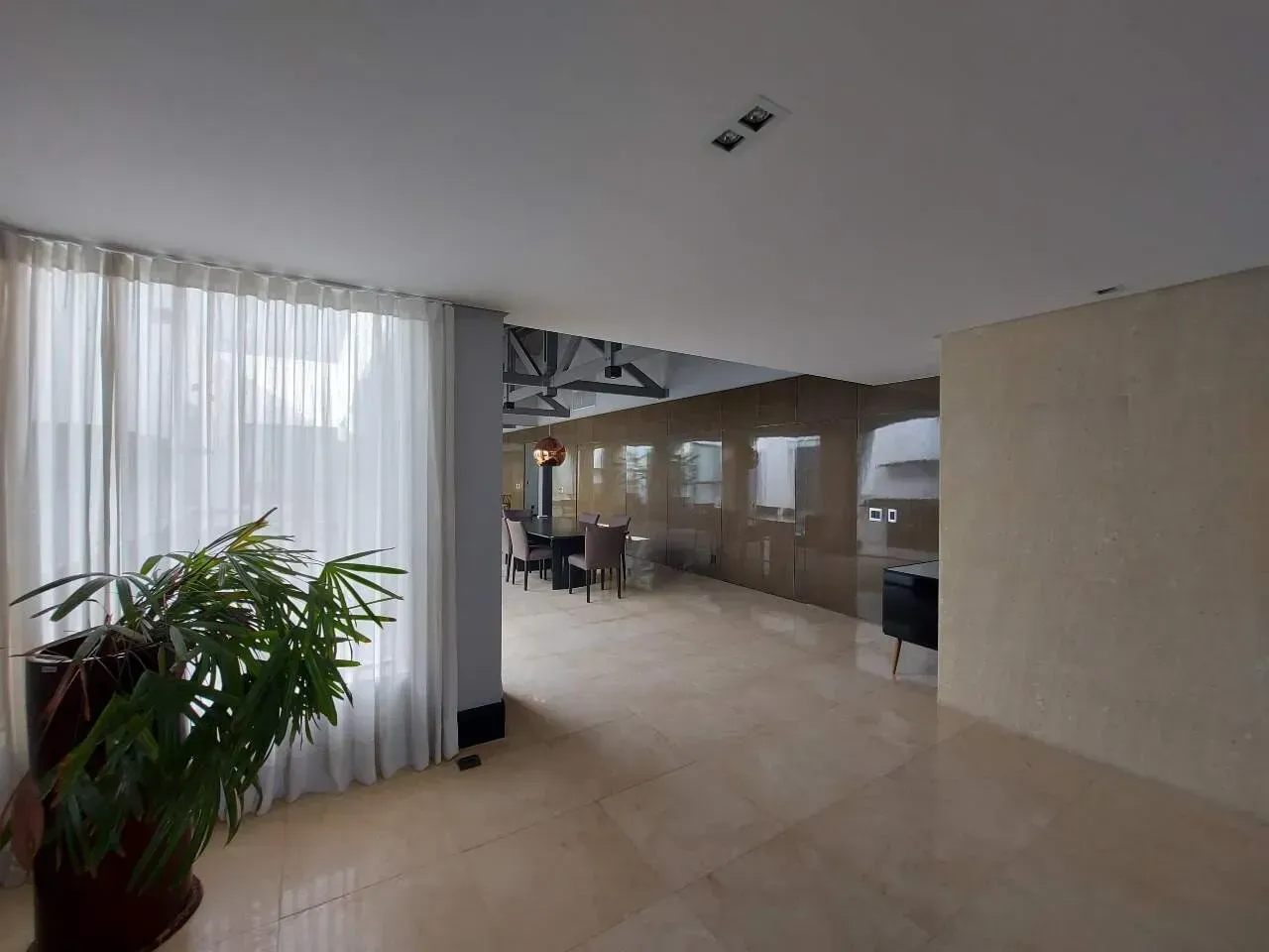 Квартира 300 м² с 2 спальнями-сьютами на 10 этаже — photo 30
