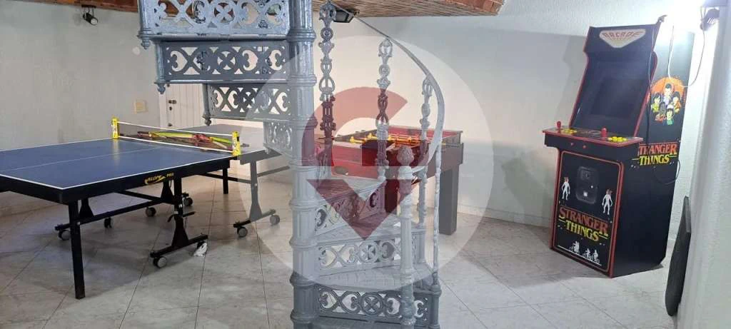 Furnished 716 m² house with 7 en-suite bedrooms — photo 21