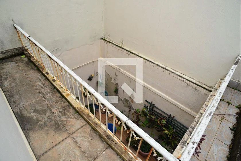 Unfurnished 6-bedroom apartment with 340 m² — photo 24