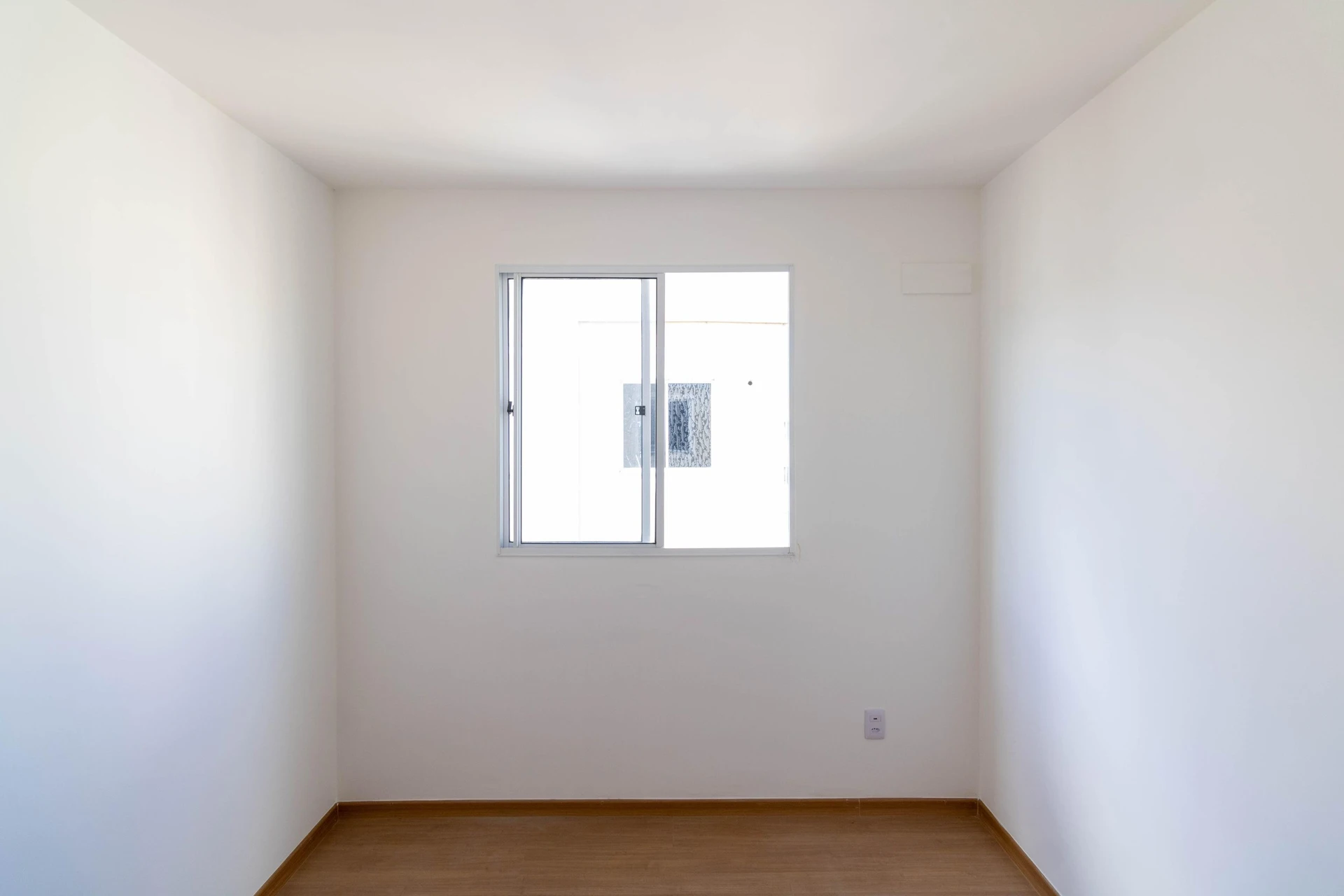 Apartment with 2 bedrooms and an open-plan kitchen — photo 36