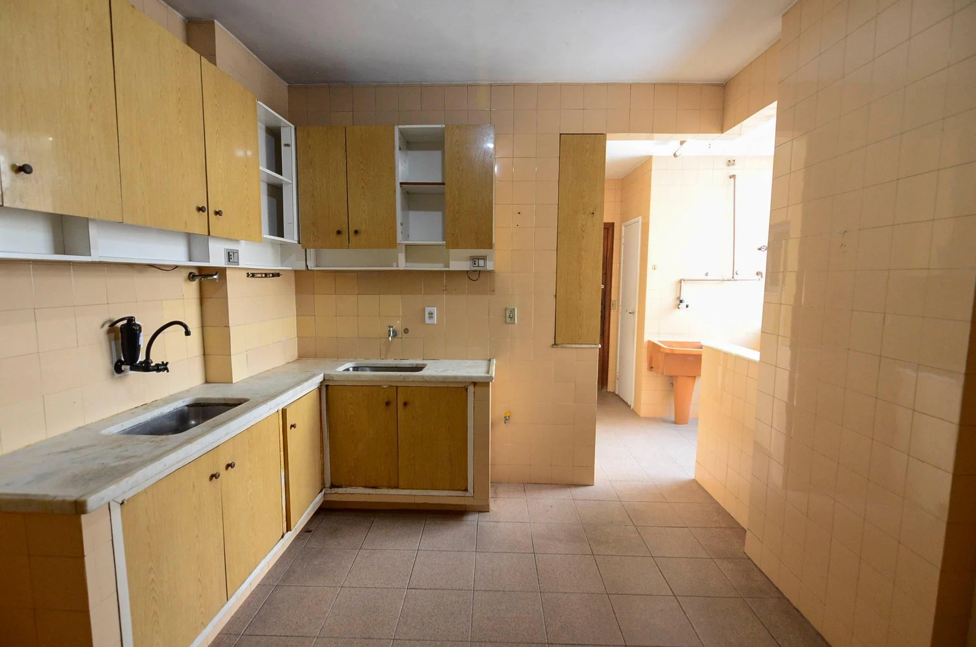 Apartamento para alugar com 4 quartos, 1 suíte e varanda — photo 12