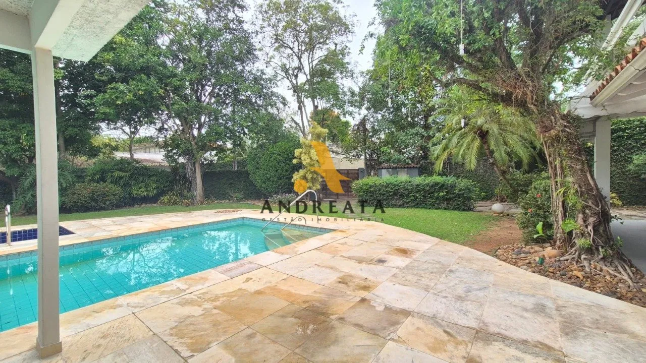 Unfurnished house with 5 bedrooms and 647 m² balcony — photo 12