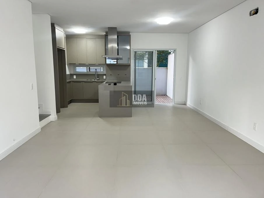 Casa de 4 dormitorios con balcón gourmet — photo 3