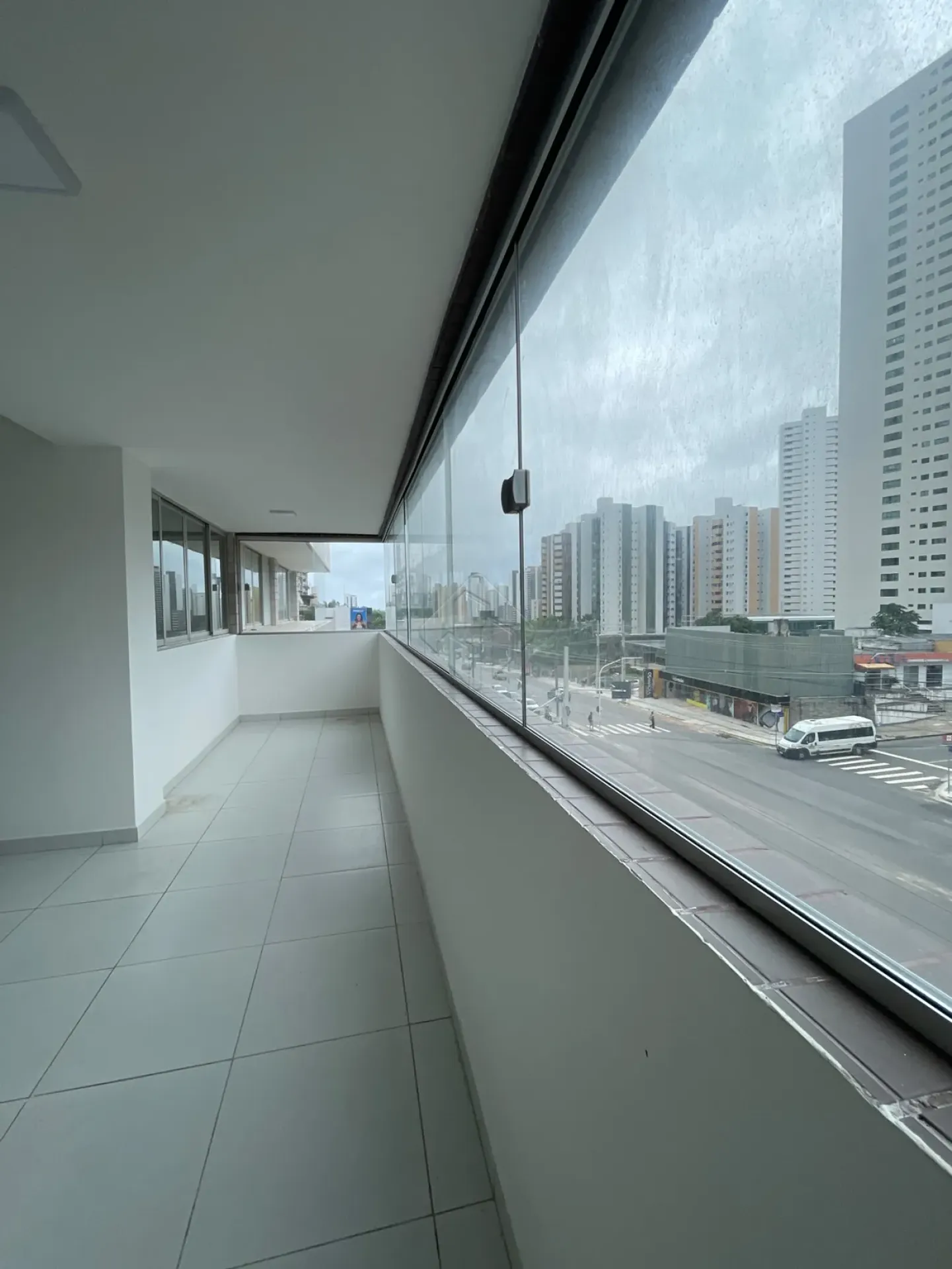 3-bedroom apartment with 2 bathrooms and 1 parking spot