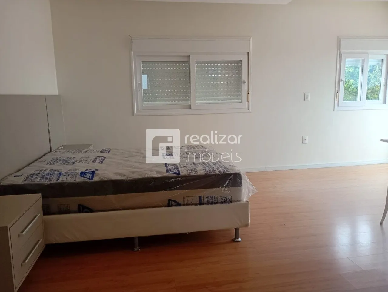 200 m² house with a private pool and a dishwasher — photo 25
