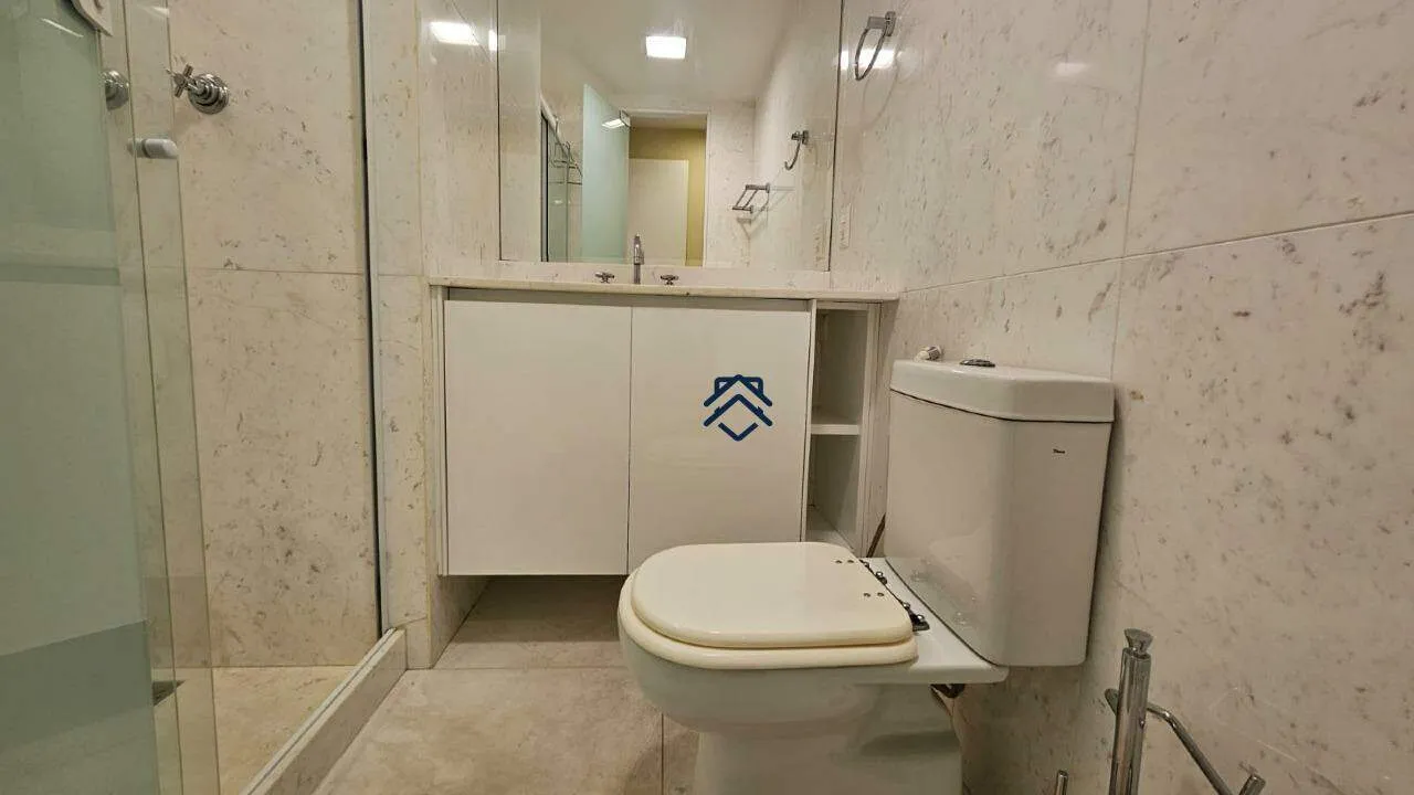 Furnished apartment, 74 m², with a glass-enclosed balcony — photo 15