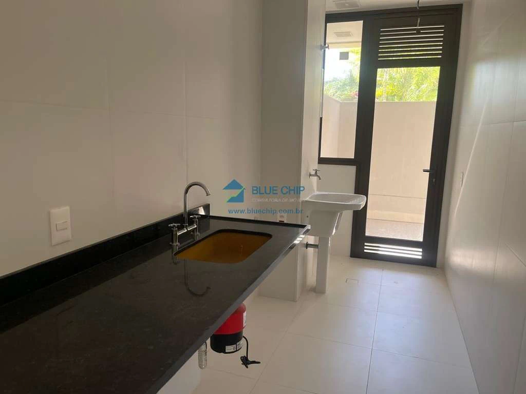 Apartamento sem mobília de 95 m² com varanda — photo 15
