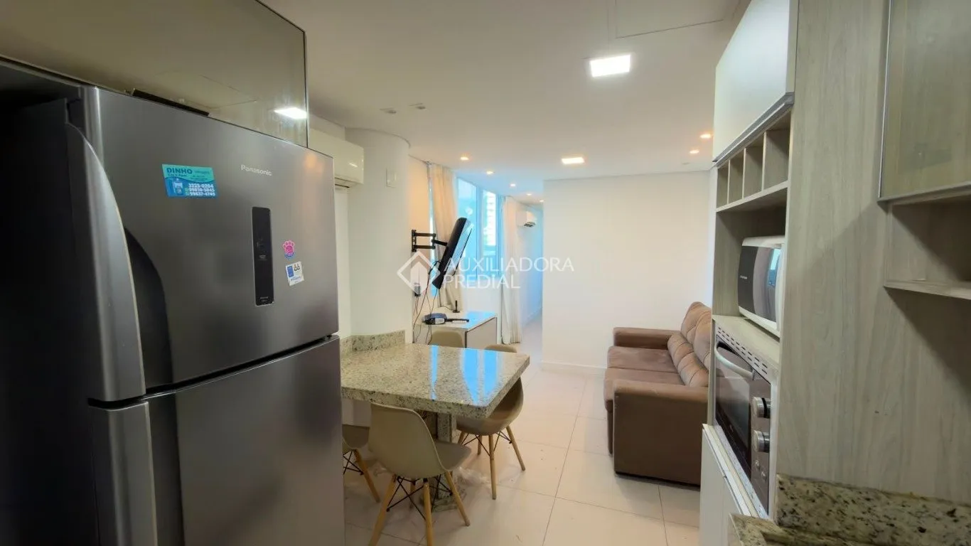 Мебльована квартира з 1 спальнею та 68 м² — photo 4