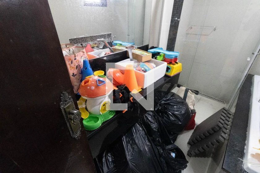 Casa com 3 quartos e 2 banheiros, 160 m² — photo 10