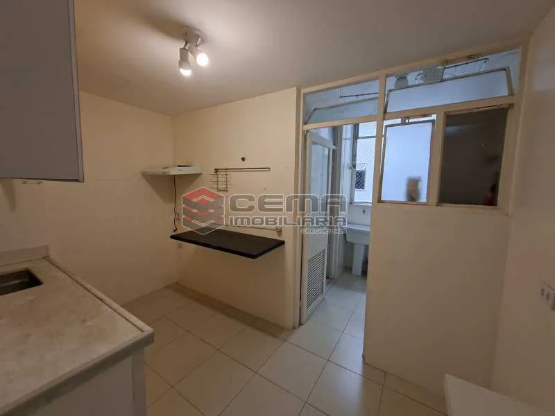 3-bedroom apartment with a separate closed kitchen — photo 2