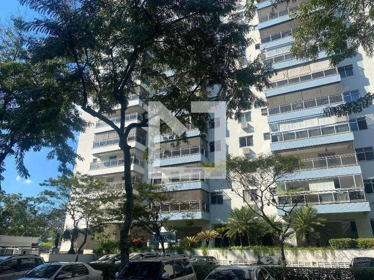 2-bedroom apartment in a building with a gym — photo 3