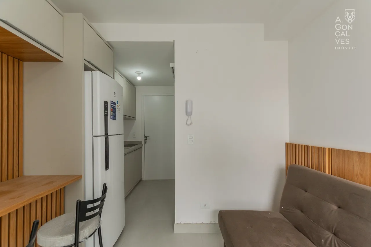 Studio mobiliado de 28 m², 1 quarto e varanda de vidro — photo 4
