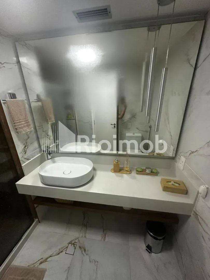 2-bedroom apartment in a building with a sauna — photo 12