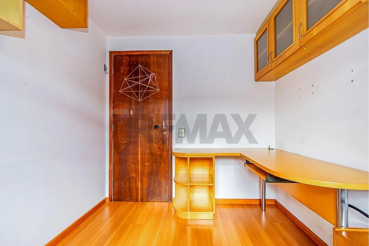 3-bedroom apartment with a home office in Curitiba — photo 12
