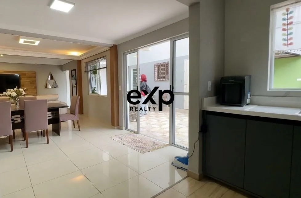Rental house with 4 bedrooms and 3 bathrooms — photo 30