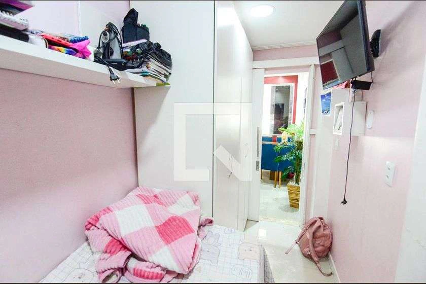Furnished 55 m² apartment with 2 bedrooms and glass balcony — photo 8