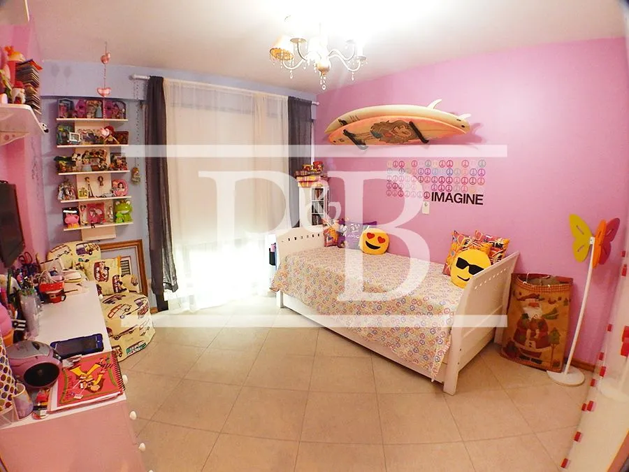 4-bedroom apartment with 266 m² and 4 parking spaces — photo 19