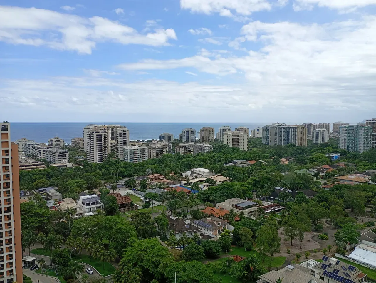 3-bedroom apartment with floor-to-ceiling windows — photo 10