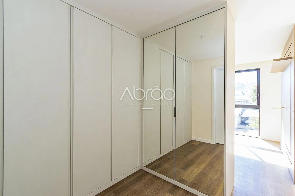 House with a washing machine and open-plan kitchen — photo 26