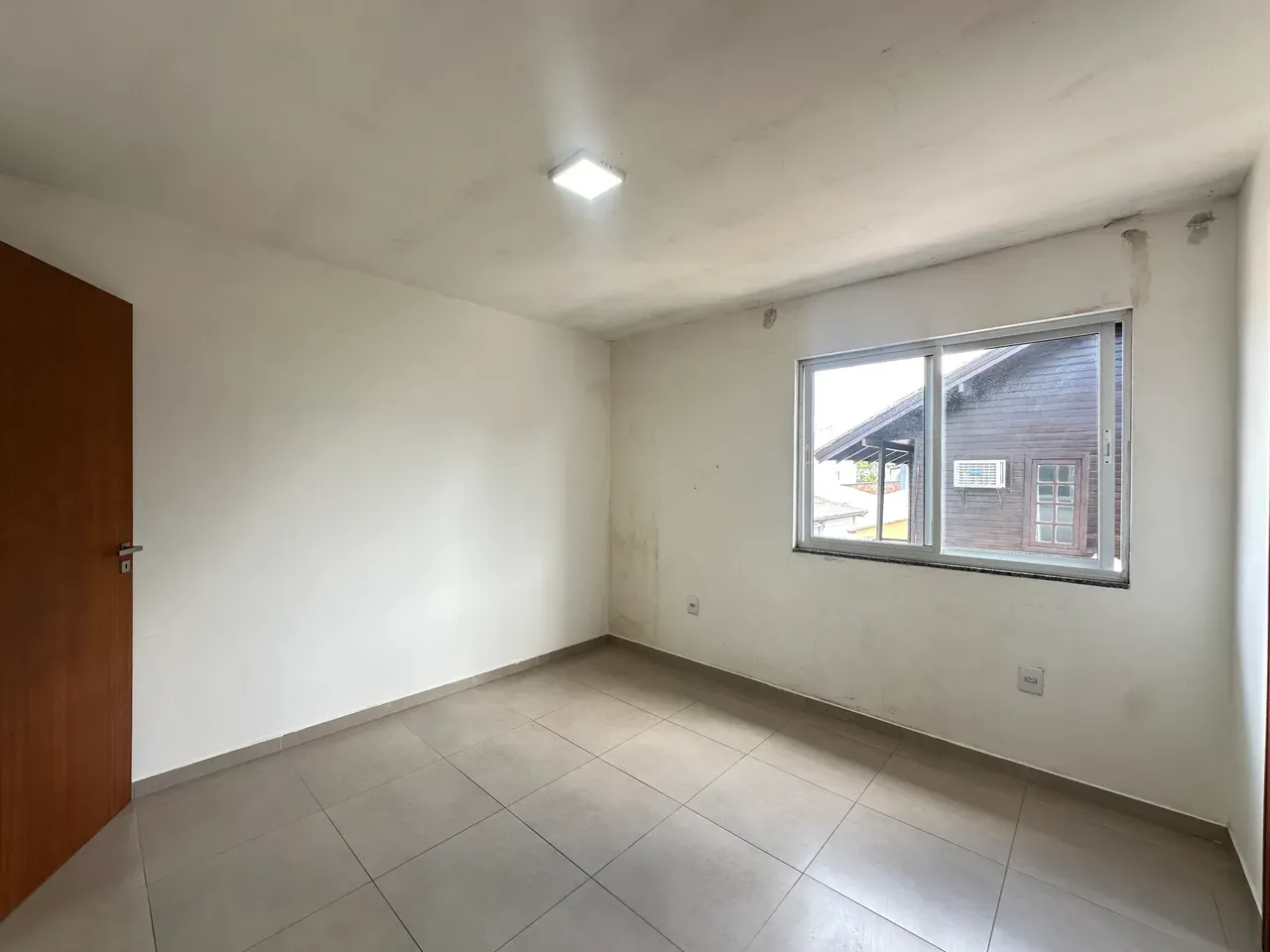 2-bedroom apartment, both with their own bathrooms, 74 m² — photo 11