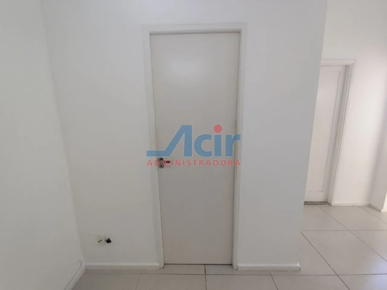 1-bedroom, 1-bath apartment with no parking — photo 18