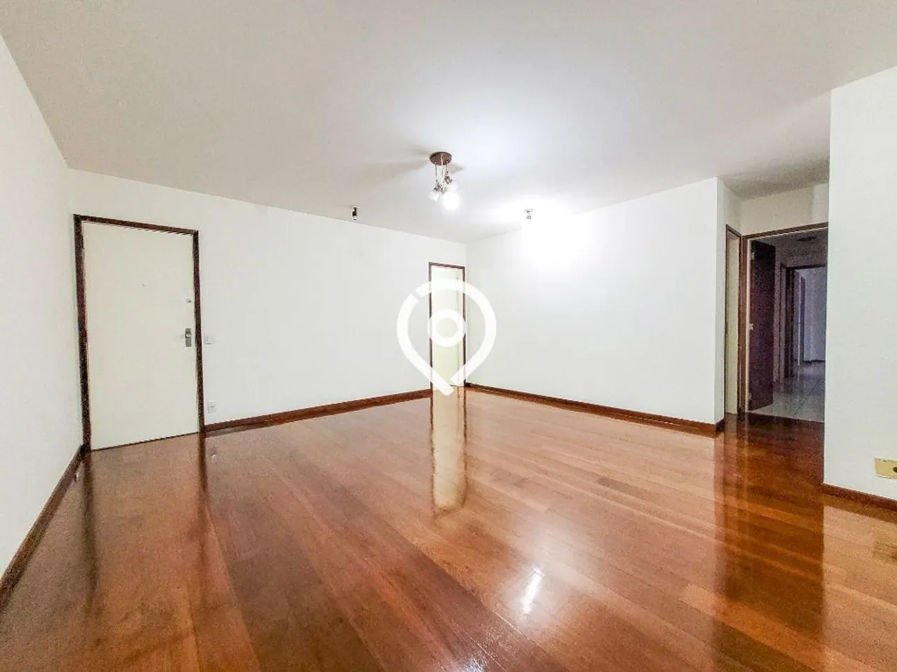 4-bedroom apartment with a balcony and 149 m² — photo 7