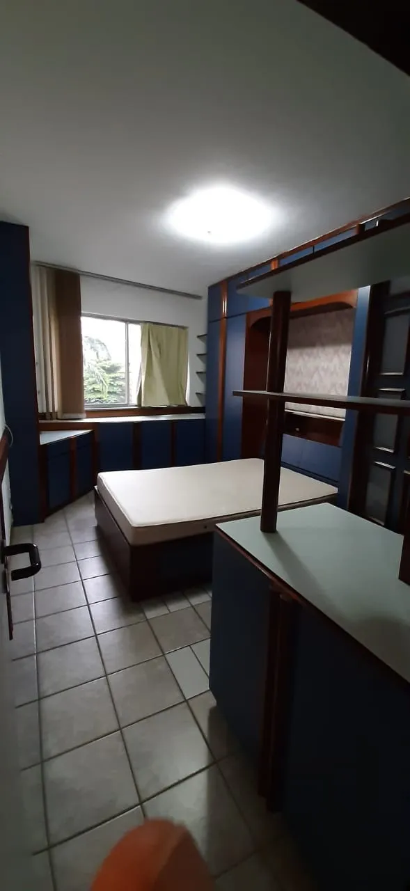 2-bedroom apartment with a home office — photo 10