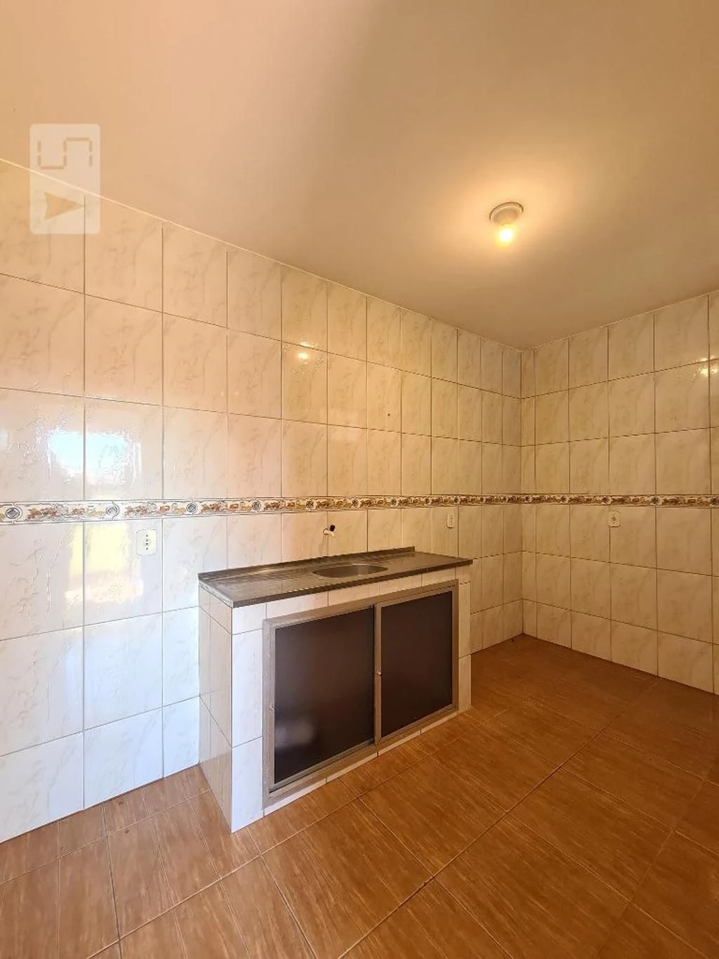 Unfurnished 1-bedroom apartment with 1 bath and no parking — photo 9