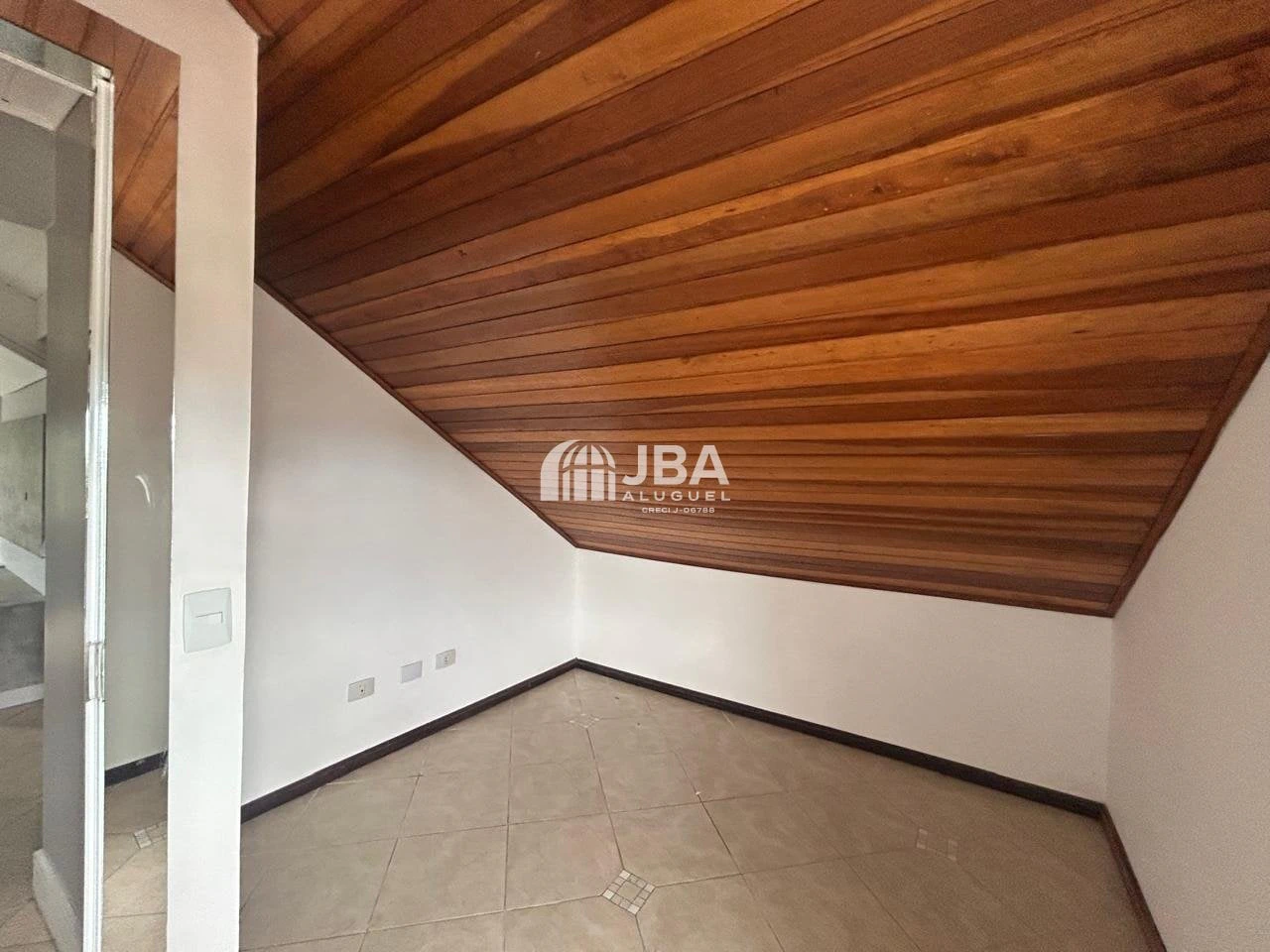 4-bedroom house with a private BBQ — photo 15
