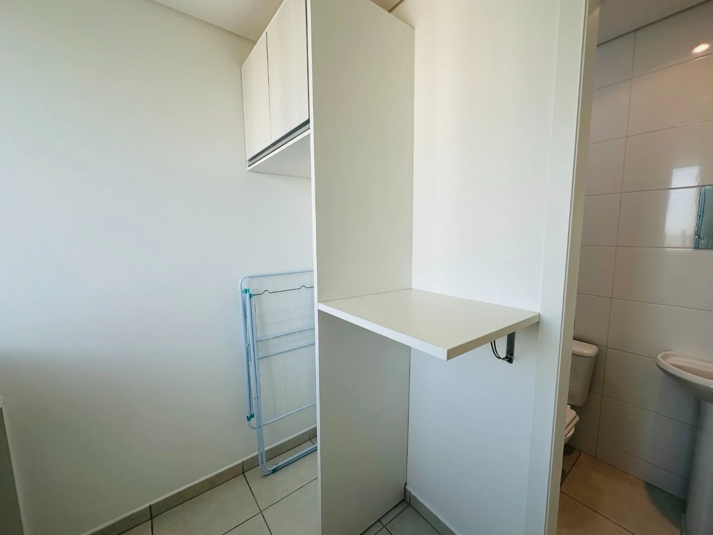 4-bedroom apartment in a building with a gym — photo 28