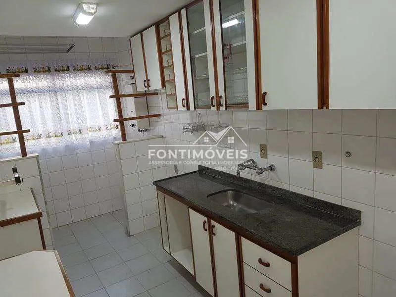2-bedroom apartment in a building with a pool — photo 2