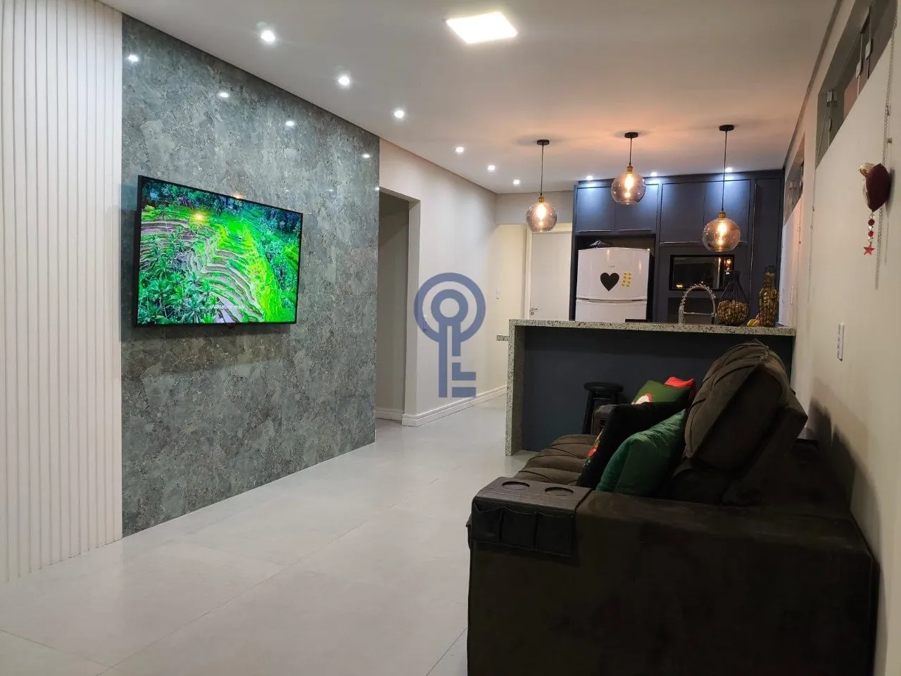 Furnished 2-bedroom house with private garden — photo 12