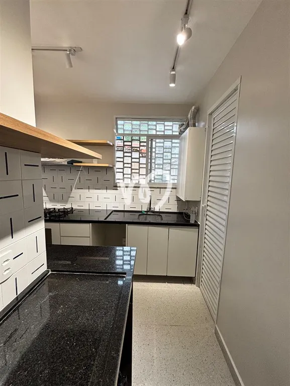Apartment on the 3rd floor with wood or laminate floors — photo 10