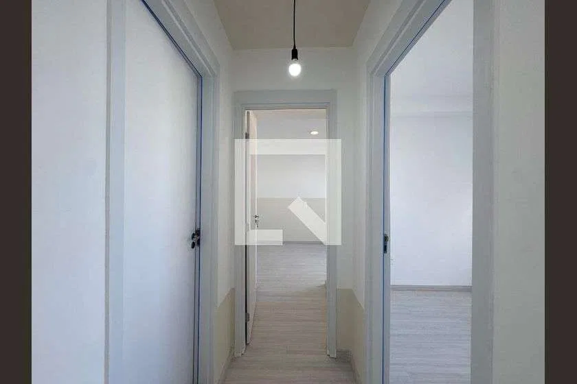 Wood or laminate floors in a 2-bedroom apartment, 48 m² — photo 3