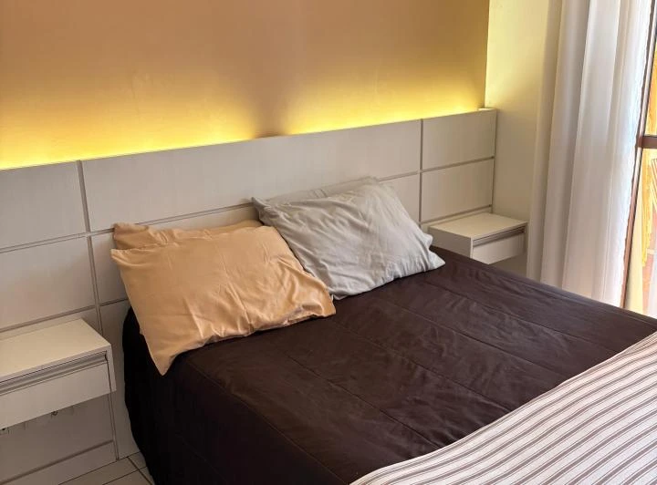 40 m² furnished studio with an open-plan kitchen — photo 3