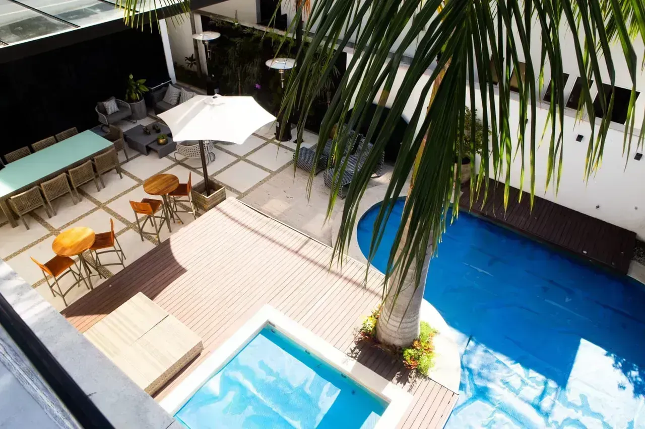 Casa triplex mobiliada com 5 suítes e 1.200 m² — photo 45