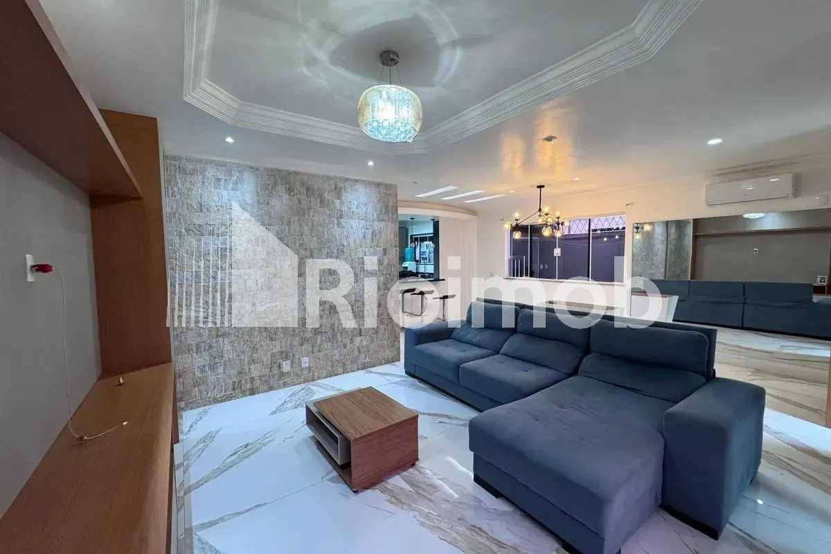 Furnished house with 5 bedrooms and 5 bathrooms — photo 28