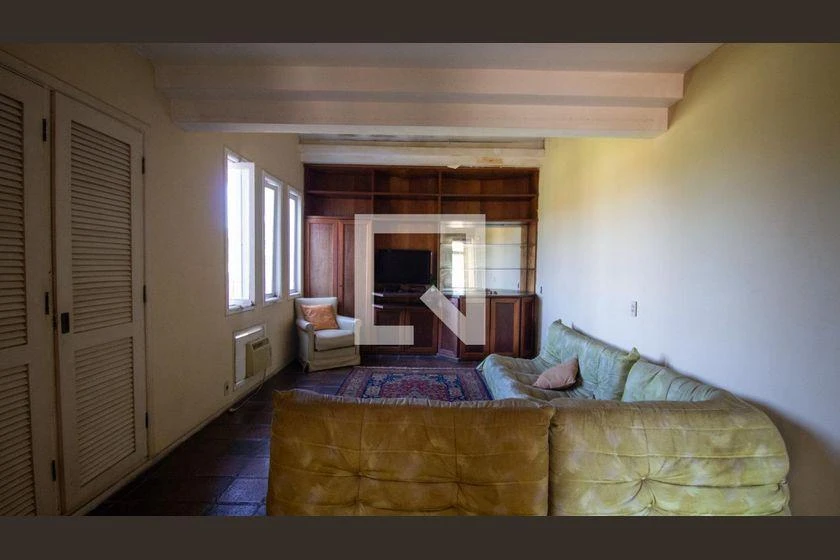 Unfurnished house with 3 bedrooms and 5 baths, 1500 m² — photo 29
