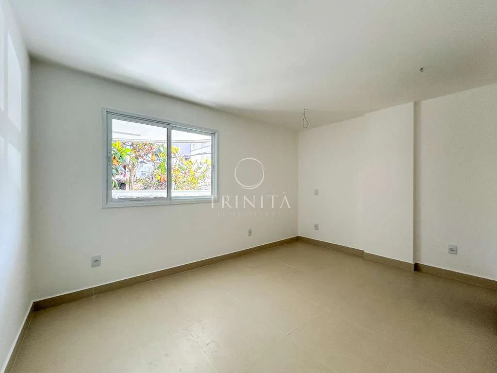 3-bedroom apartment with a gourmet balcony — photo 13