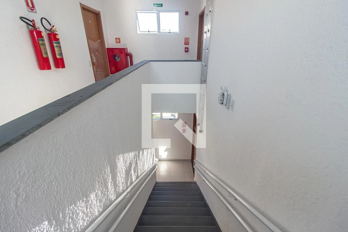 Unfurnished 2-bedroom apartment with private garden — photo 34