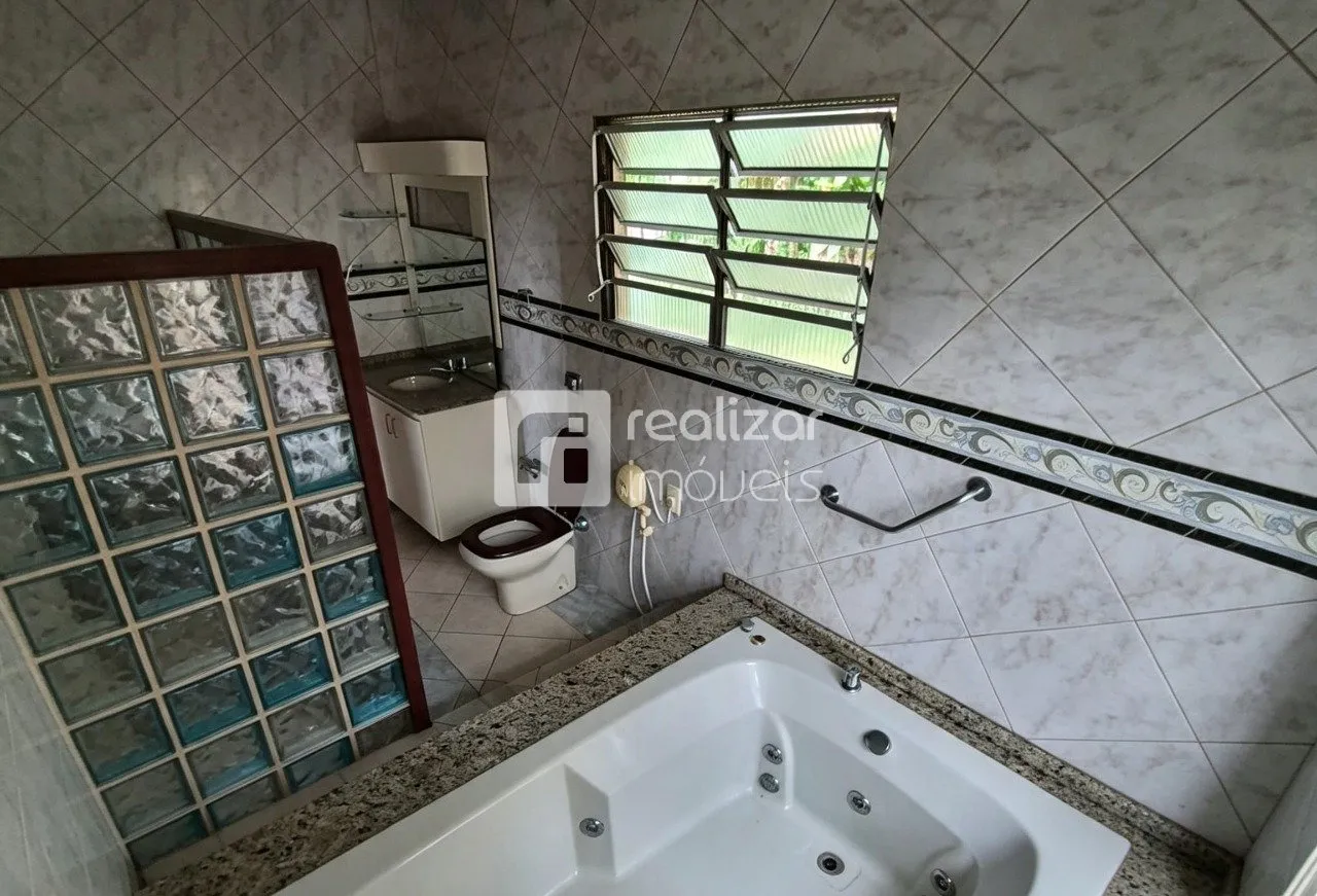 3-bedroom house with a grill on the balcony — photo 7