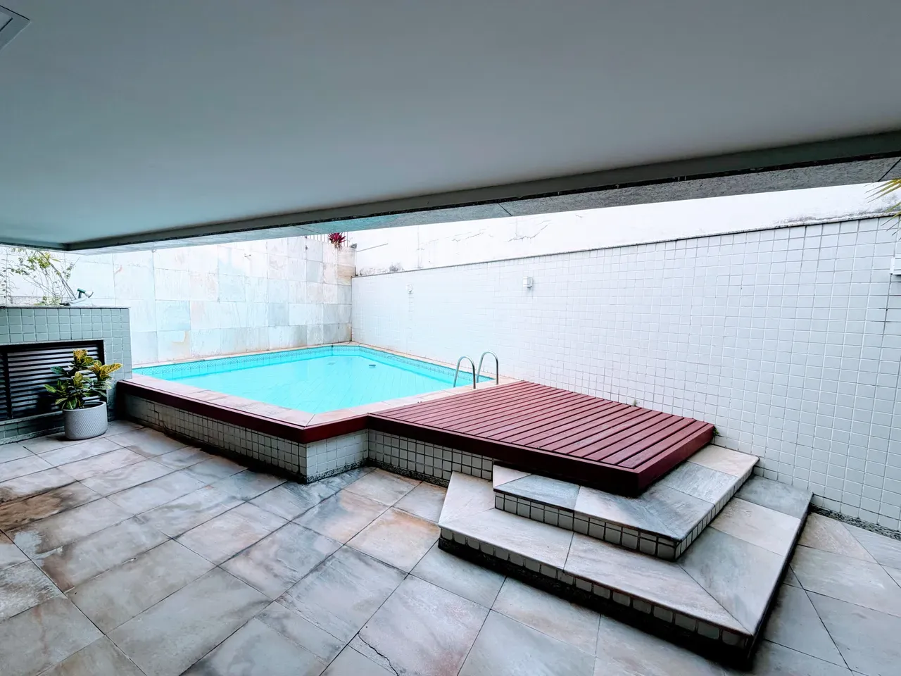 3-bedroom apartment with glass-enclosed balcony and 4 baths — photo 42