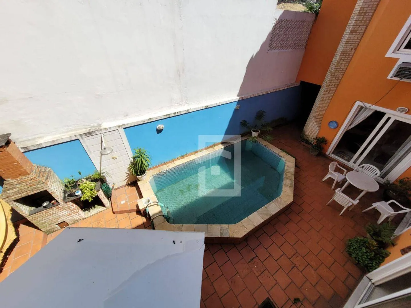 Furnished triplex house with 4 bedrooms 4 baths and 3 parking — photo 13
