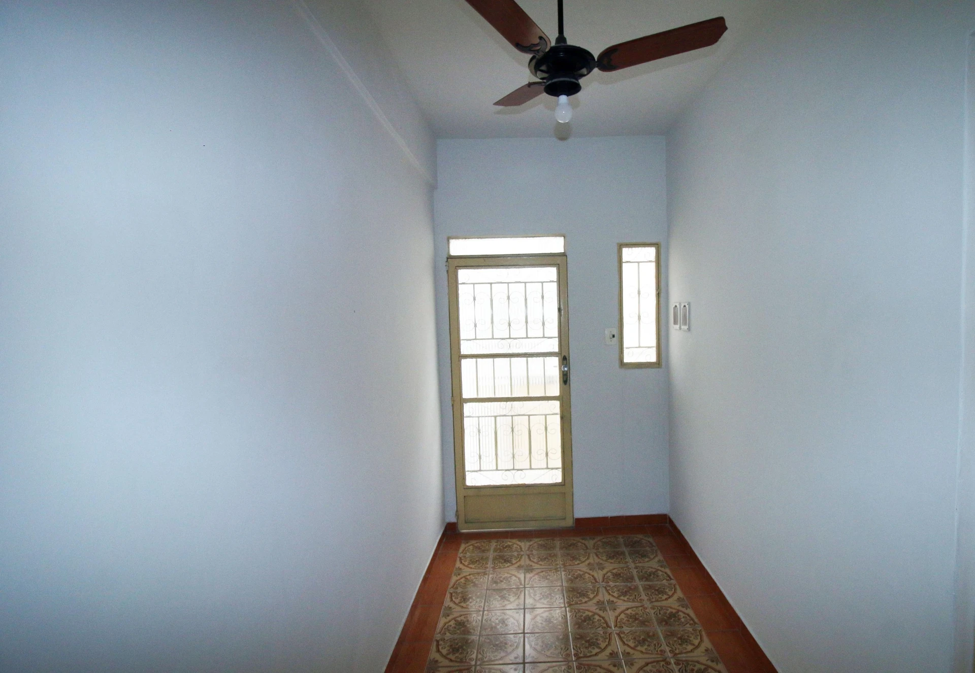 Rental house with 3 en-suite bedrooms and 4 bathrooms — photo 48